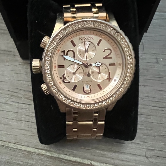 Nixon 38-20 Rose Gold Nixon A404-2215 SS/38-20 Chronograph/Silver/Rose Gold Taupe  main image 2
